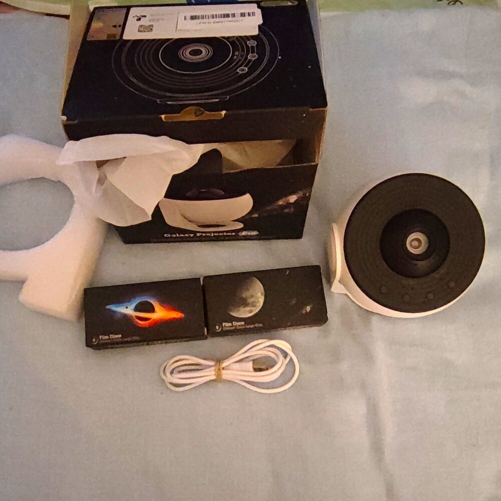 Galaxy Projector Pro LED Night Light USB 5V w/ Film Discs White/Black